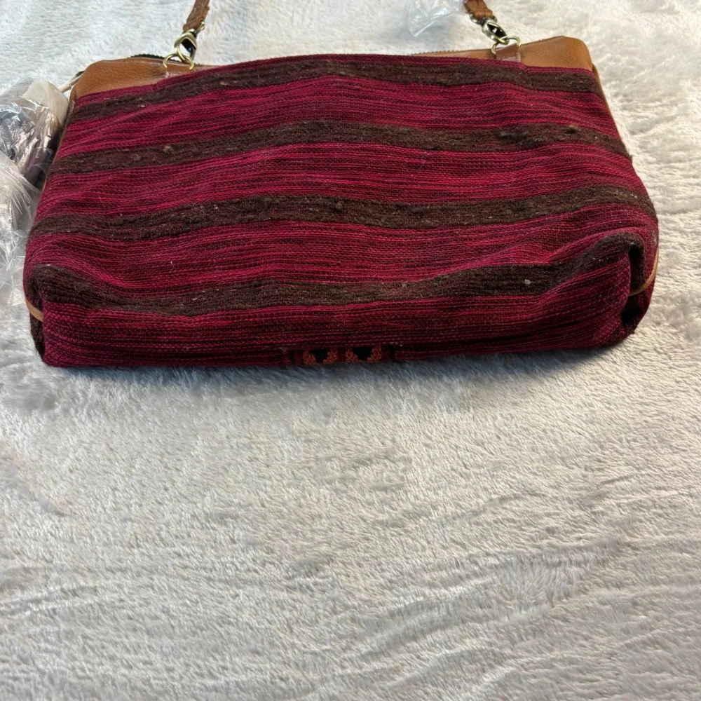 Mercado Global‎ Women's Crossbody Bag Ruby Red Woven Striped Cotton NWT